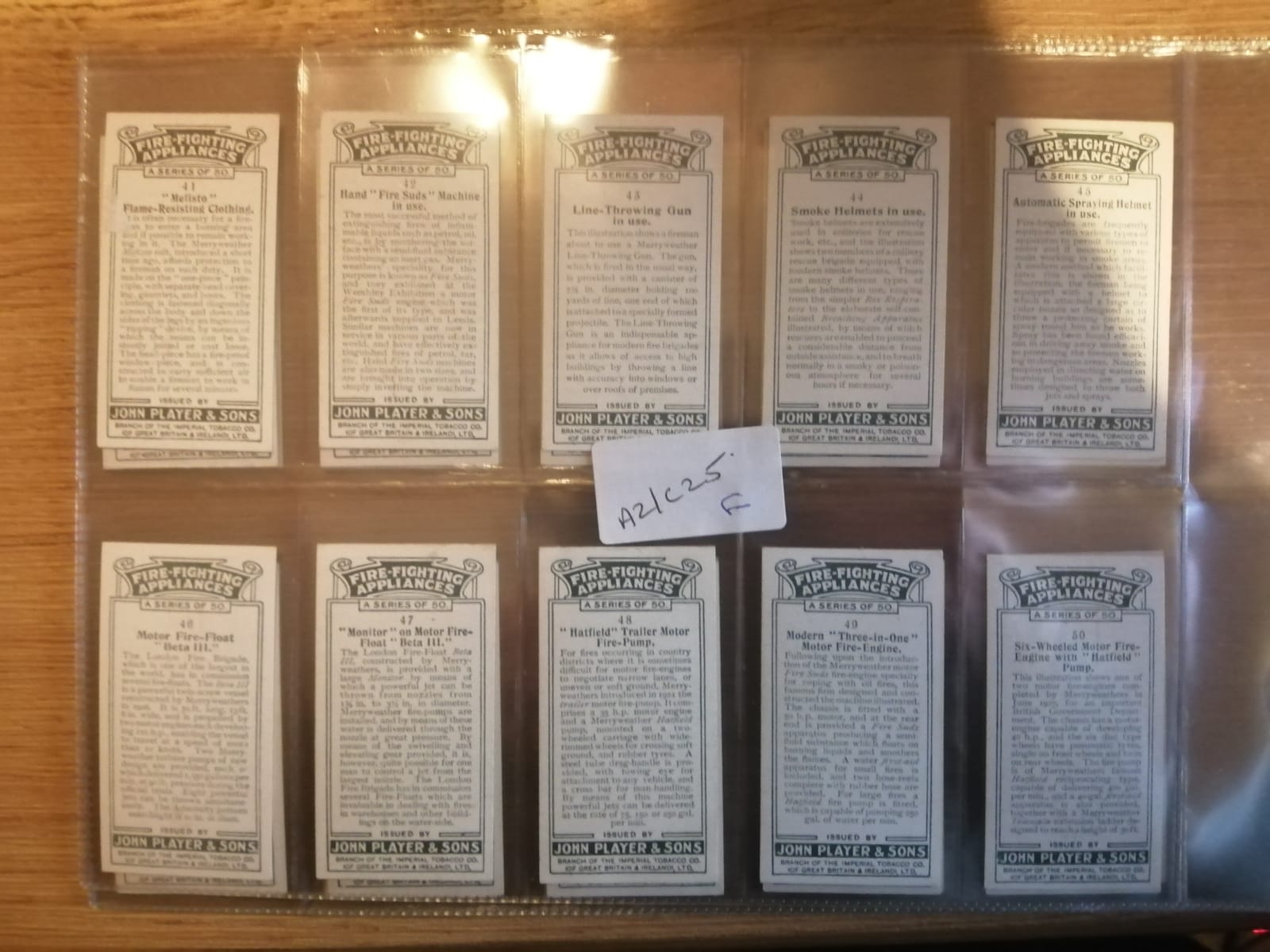 AZ1/C25 Fire fighting appliances 1930 John Player & sons Full Cigarette card set
