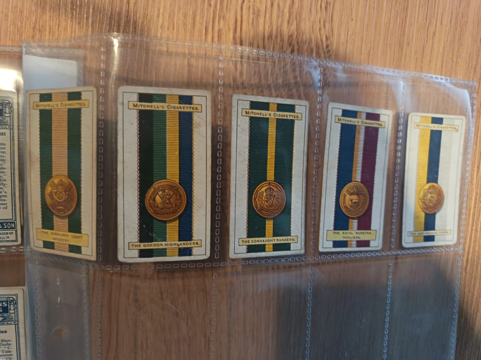 AZ1/C57 Army Ribbons & Buttons 1916 Stephen Mitchell & Son Full Cigarette card set 